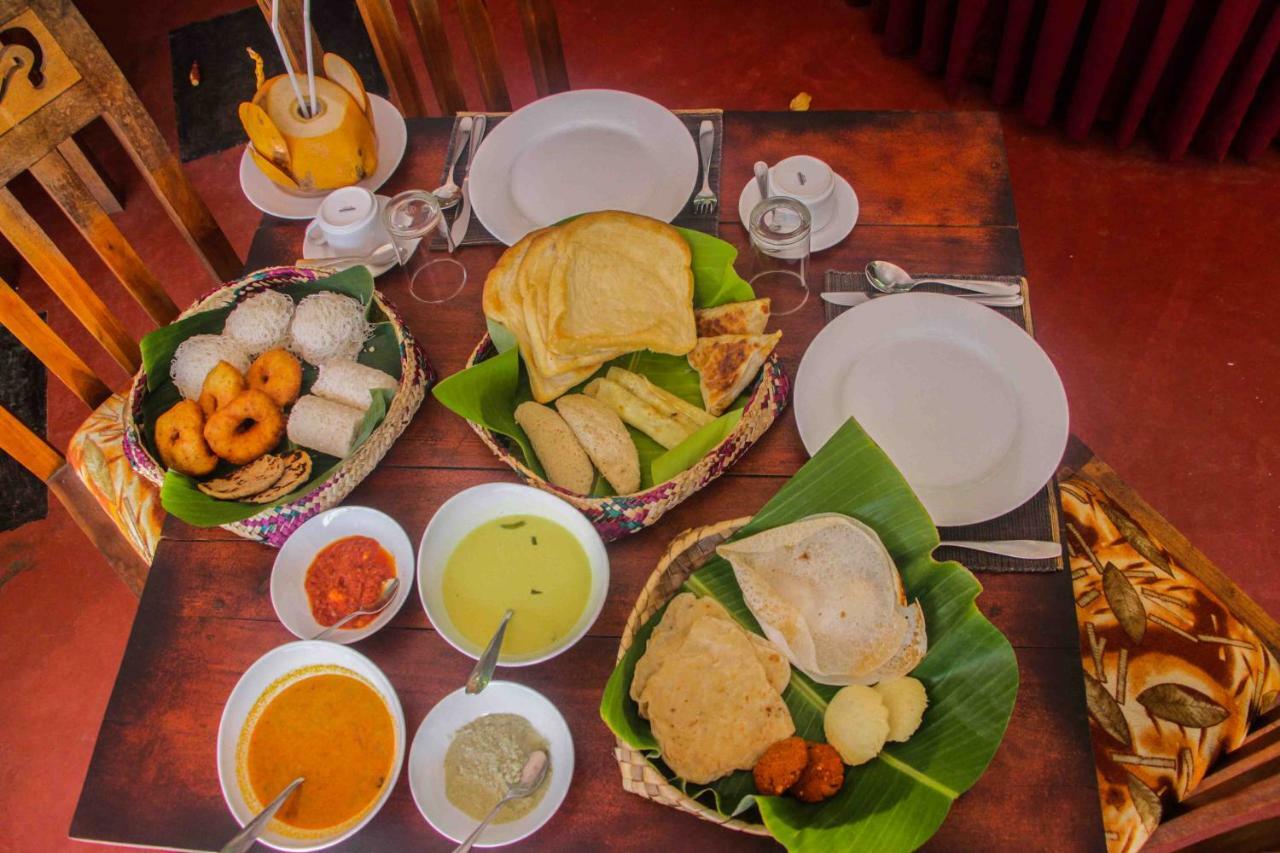 Hungry Lion Resort Сигирия Екстериор снимка
